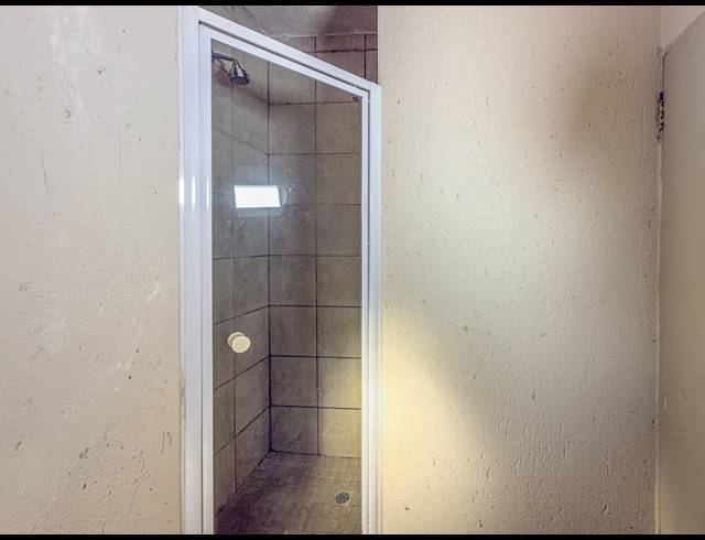 0.5 BEDROOM APARTMENT FOR SALE IN HILLCREST